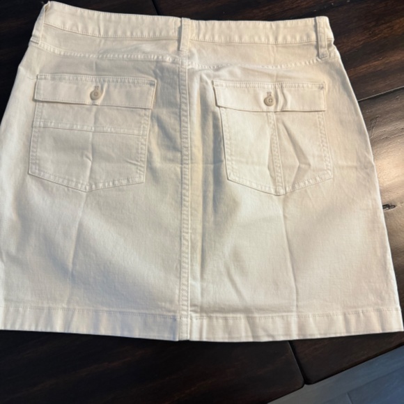 White cargo skirt - Picture 2 of 6